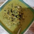 Cooksnap Su Aprills semasa beliau membuat Lemak Cili Api Jantung Pisang.