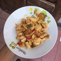 รูป Cooksnap ของ โชติกา. เมื่อเขาทำ กะเพราอกไก่ไข่ดาว