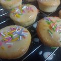 El cooksnap de Tere 🌻 cuando hizo Cupcakes/ muffins/ Magdalenas de vainilla súper esponjosos en 30 minutos. Tres pasos!!!.