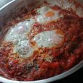 Harry Thomas's cooksnap of when they made Turkish one-pan eggs & peppers (Menemen){جزمز}.