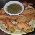 Roshani Gautam Pandey का कुकस्नैप जब उन्होंने मिर्च की पकौड़ी (Mirch ki pakodi recipe in Hindi) बनाया था।