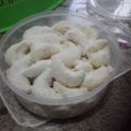 Cooksnap dari Bayu Widya untuk resep Kue Putri Salju simple pakai teflon