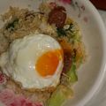 รูป Cooksnap ของ Thanatos Love Ver เมื่อเขาทำ ข้าวผัดไข่กุนเชียง