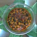 Bhavini Kotak's cooksnap of when they made આલુ પાલક નું શાક (Aaloo Palak Sabji Recipe In Gujarati).