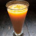 Cooksnap dari Nevi Sutio untuk resep Smoothies wortel mangga kurma