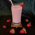 BHOOMIKA GUPTA का कुकस्नैप जब उन्होंने स्ट्रॉबेरी शेक (Strawberry Shake recipe in Hindi) बनाया था।