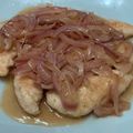 Dan's cooksnap of when they made Petto di pollo con cipolle e vino bianco 👩‍🍳❤️.