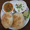 Kanta Gulati का कुकस्नैप जब उन्होंने छोले भटूरे (chole bhature recipe in Hindi) बनाया था।