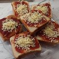 Cooksnap από Κωνσταντίνα Καμαρίδου στη συνταγή Πίτσα Κλάμπ Σάντουιτς (Δικιά μου Έμπνευση) :