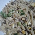 El cooksnap de Marcela Zapata cuando hizo Pasta Penne con zucchini, brócoli y carne.