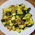 廖真如 的 咖哩肉末炒櫛瓜 cooksnap