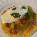 El cooksnap de Lee D 🌷 cuando hizo Huevos rancheros tostadas de desayuno con aguacate  salsa verde.