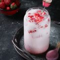 Cooksnap dari cutzamania untuk resep Susu saus strawberry