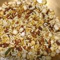 lata nawani malasi का कुकस्नैप जब उन्होंने चिवड़ा नमकीन (Chivda Namkeen recipe in Hindi) बनाया था।