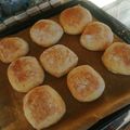 Fegyverneki Katalin Cooksnap-ja, amikor elkészítette a(z) Pihe, puha fehér zsemle receptet.