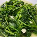 闕琪琪 的 蒜炒菠菜 cooksnap
