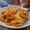 El cooksnap de Montse Casellas - Trasteamos en mi Cocina? cuando hizo Macarrones con chistorra (y queso rallado gratinado).