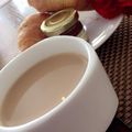 کوک اسنپ احلام بعد از امتحان کردن نان کروسان شکلاتی.
