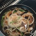 El cooksnap de queen cuando hizo Chuletas de cerdo en salsa de cerveza obscura (Olla de cocción lenta-SlowCooker).