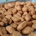 Cooksnap dari Novi Herawati untuk resep Biji Ketapang (dengan kelapa parut dan bubuk cinnamon)