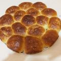 صورة من ميا ميار ميا، شاركها بعد تجربة وصفة بريوش بالشيكولاطة على شكل خلية النخل 🐝🍮