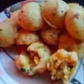 Priyanka Shrivastava का कुकस्नैप जब उन्होंने स्टफ्ड सूजी अप्पे (Stuffed suji appe recipe in Hindi) बनाया था।