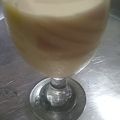 Zobia Sajjad's cooksnap of when they made Mango, ice cream milkshake.