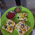 Hemaxi Patel's cooksnap of when they made બ્રેડ પીઝા(Bread pizza recipe in Gujarati).