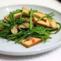 林HZ 的 蒜香杏鮑菇炒水蓮 cooksnap