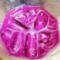 Cooksnap Julia ALeen Aireish semasa beliau membuat Jus Buah Naga.