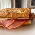 El cooksnap de Bea M cuando hizo Bocadillo de lomo, queso y tomate.