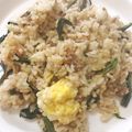 Cooksnap Cempaka Putih semasa beliau membuat Nasi goreng kampung.