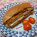 Cooksnap από 𝒳𝓇𝓊𝓈𝑜𝓊𝓁𝒶 𝒦𝑜𝓃𝓉𝑜𝓅𝑜𝓊𝓁𝑜𝓊 στη συνταγή Σάντουιτς με σνίτσελ, κάρυ και flakes παρμεζάνας