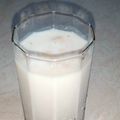 Pooja devi का कुकस्नैप जब उन्होंने बनाना ड्राई फ्रूट्स मिल्कशेक (Banana dry fruits milk shake recipe in Hindi) बनाया था।