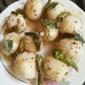 Rafiqua Shama का कुकस्नैप जब उन्होंने बचे हुए चावल के बाल्स (Bache hue chawal ke balls recipe in hindi) बनाया था।