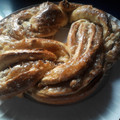 El cooksnap de puriña cuando hizo Kringle Estonia ( Rosca de canela ).