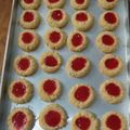 Cooksnap dari intan puspitasari untuk resep Strawberry Thumbprint cookies