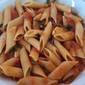 صورة من براءة هلال ، شاركها بعد تجربة وصفة معكرونة 🍝