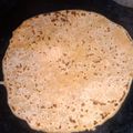Ruhi Mishra का कुकस्नैप जब उन्होंने स्टफ आलू पराठा (stuffed aloo paratha recipe in Hindi) बनाया था।
