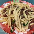 人如其食 的 茭白筍炒梅花肉絲🐷 cooksnap