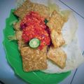 Cooksnap dari 🌺Ummu Syafiqah untuk resep Tahu penyet sambal bawang putih