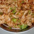 Lata bedi का कुकस्नैप जब उन्होंने मसाला पास्ता (Masala Pasta recipe in hindi) बनाया था।