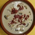 El cooksnap de maiteteparpar cuando hizo Crema de champiñones con virutas de jamón ibérico.