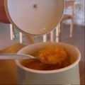 Cooksnap de Catarina Lourenço Silva quando cozinhou Entremeada grelhada com Arroz de Tomate e Pimento.