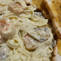 El cooksnap de Michelle Gamboa cuando hizo Fetuccini alfredo con camarones🍝🍤.