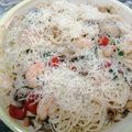 Cooksnap από Takis Tsirtsonis στη συνταγή Γαριδομακαρονάδα λευκή 😋