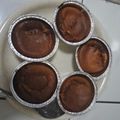 Cooksnap Azlina Mohamad semasa beliau membuat Burnt CheeseCake Versi Blender & Air Fryer.