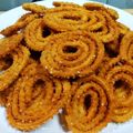 Mukta का कुकस्नैप जब उन्होंने चावल के आटे की चकली (chawal ke aate ki chakli recipe in hindi) बनाया था।