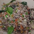 Cooksnap dari triyas wulan untuk resep Ikan tuna suwir pedas kemangi mudah dan lezat 😊