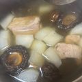 賴小孟 的 白蘿蔔排骨湯 cooksnap
